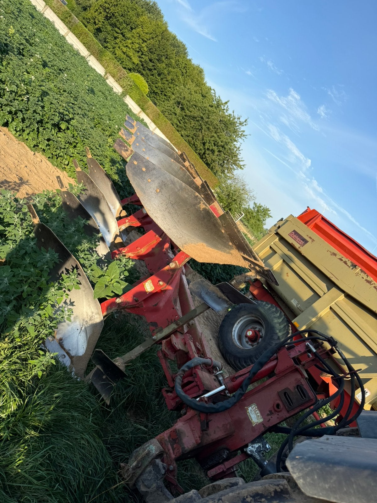 Charrue Steeno 4 socs vario H125, Articles professionnels, Agriculture | Outils, Cultures, Labour, Enlèvement