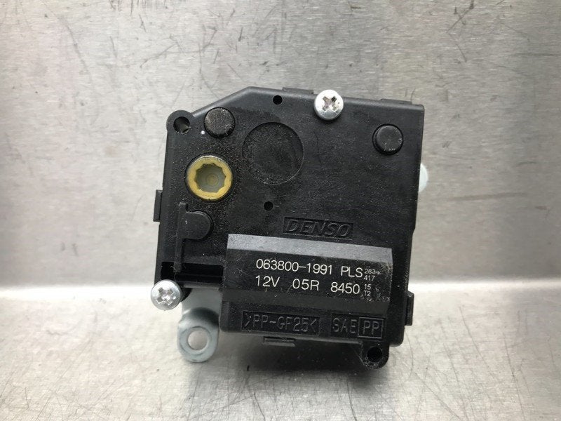KACHELSTELMOTOR Lexus IS (E3) (01-2013/-) (|0638001991PLS|), Gebruikt, Lexus