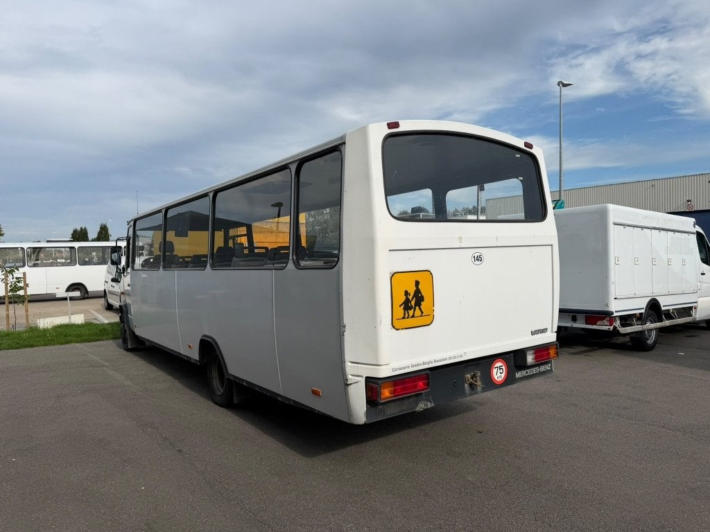 Mercedes Vario 0813 (Stock ID 39292) — 4