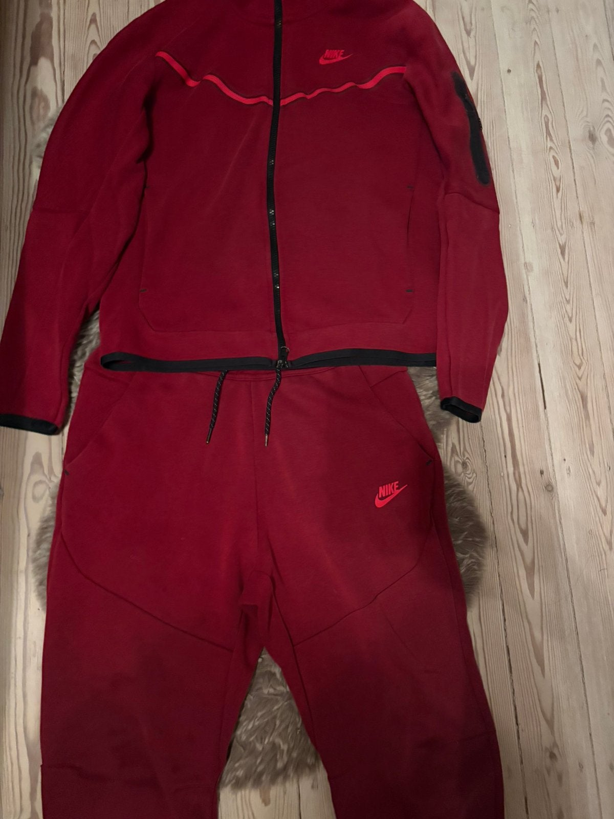 Nike tech traningspak, Vêtements | Hommes, Enlèvement ou Envoi, Comme neuf, Taille 46 (S) ou plus petite