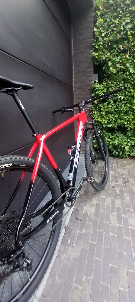 Berria Bravo Carbon Mountainbike, Vélos & Vélomoteurs, Vélos | VTT & Mountainbikes, Comme neuf, Hommes, Autres marques, 53 à 57 cm