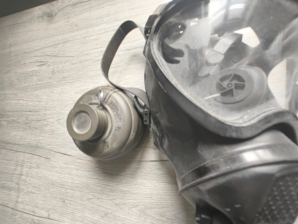 Belgisch Militair Gasmasker BEM-4GP (ABL Surplus) + Filter, Verzamelen, Militaria | Algemeen, Ophalen