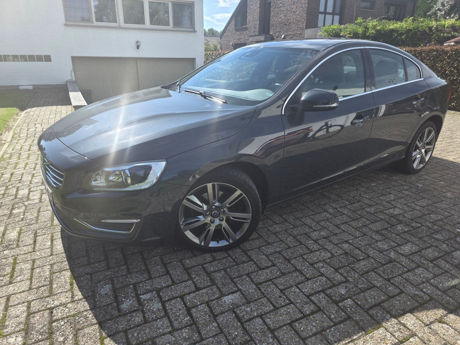 Volvo S60 D4 Summum geartronic, Autos, Cuir, Argent ou Gris, S60, Automatique