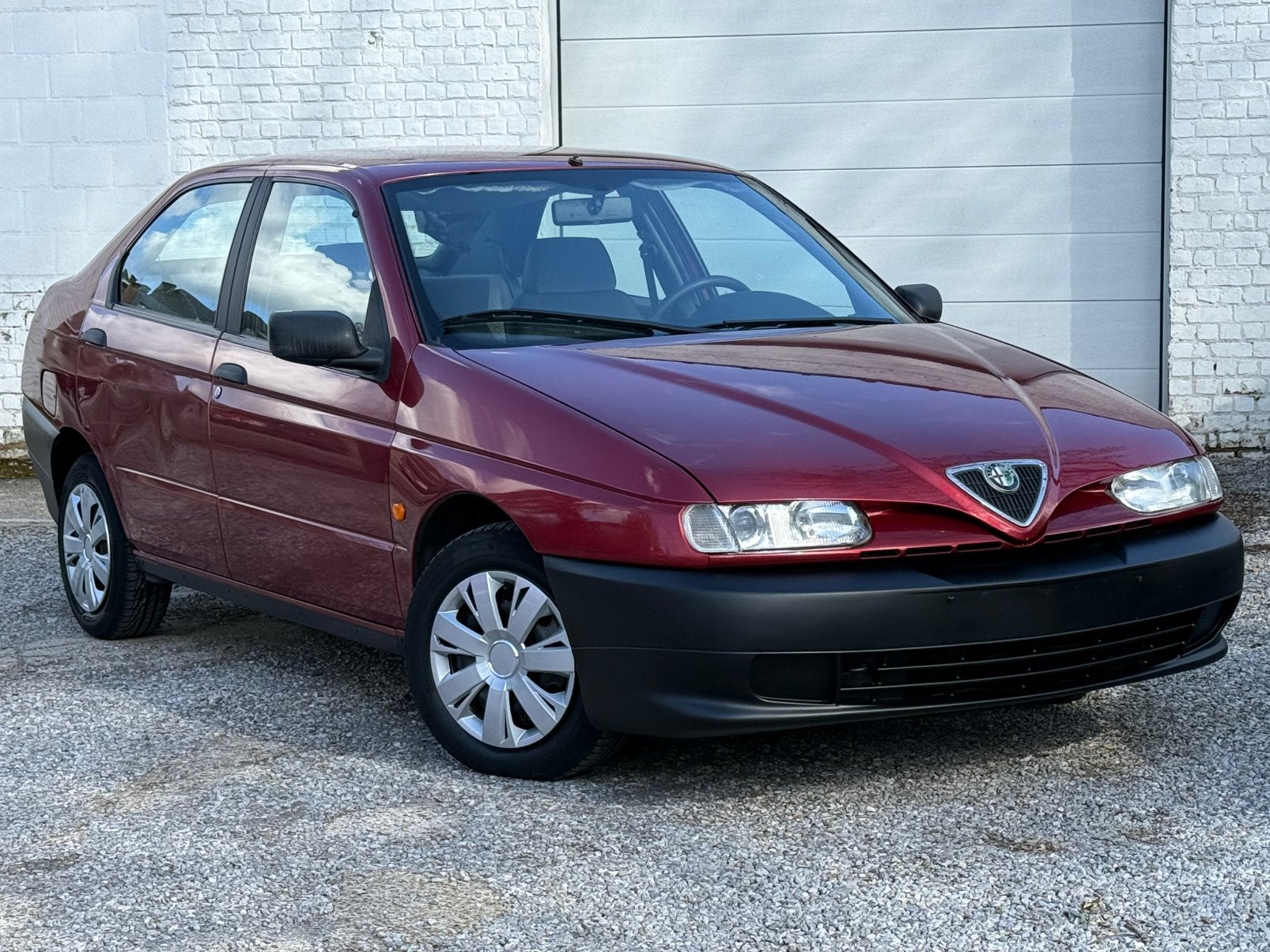 Alfa Romeo 146 1.4i *60.000km*1996*Ancêtre*, Autos, Rouge, Achat, Boîte manuelle, Entretenue par le concessionnaire