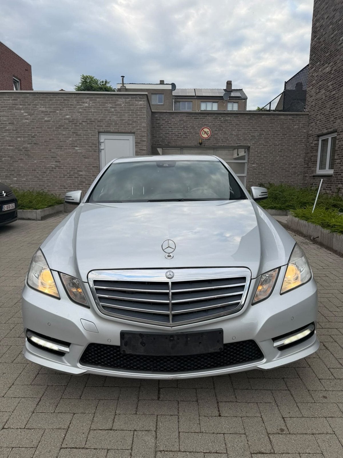 Mercedes-Benz E350 CDI w212 V6 265pk, Auto's, Mercedes-Benz, Automaat, Euro 5, Diesel, Particulier