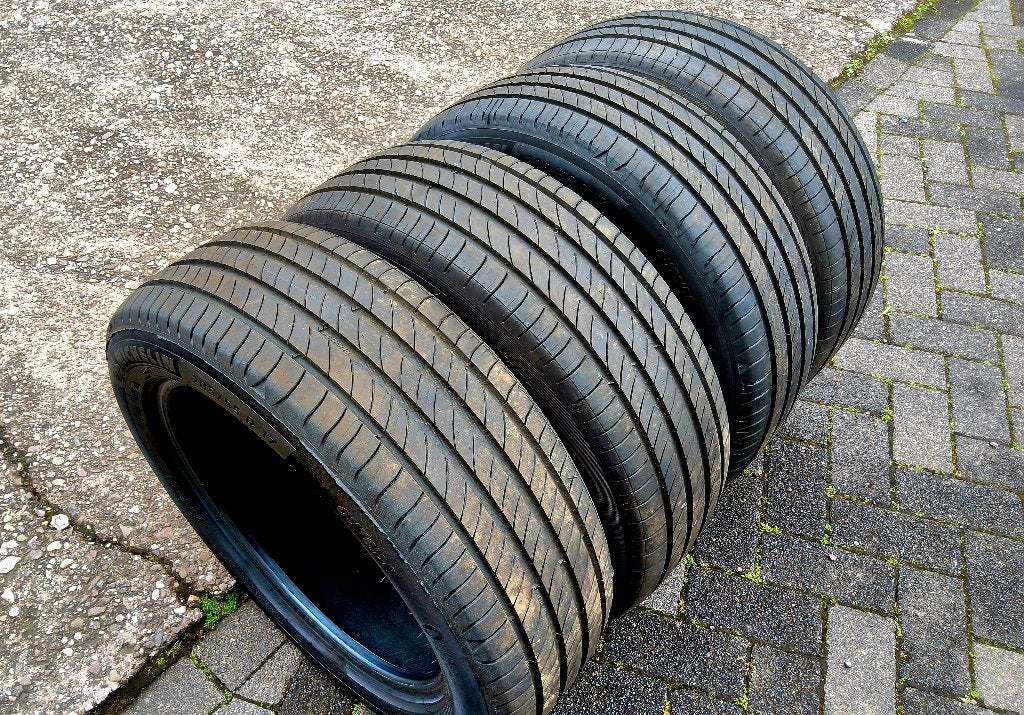 Nouveaux pneus été Michelin 205/55-17, Autos : Pièces & Accessoires, Pneus & Jantes, Neuf, Pneus été, 205 mm, Enlèvement