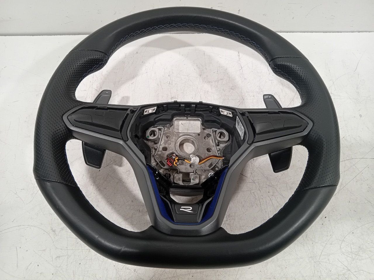 Stuur Volkswagen Golf, Onderdelen@venauto.nl, Van der Ven Autorecycling B.V., Ettenseweg 76, 4706 PB Roosendaal, The Netherlands
