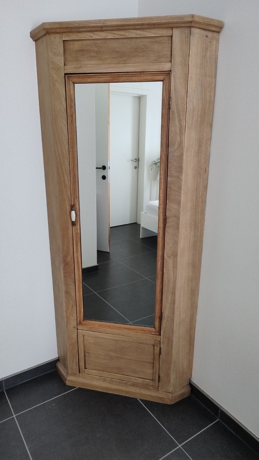 Hoekkast met spiegel., Huis en Inrichting, Ophalen