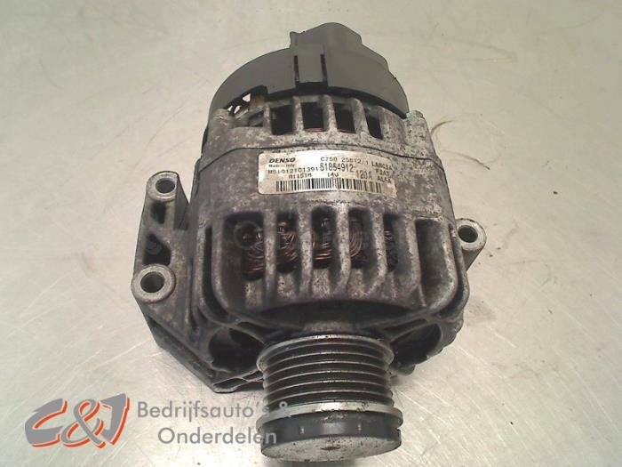 Dynamo van een Opel Combo, Gebruikt, -, -, Opel