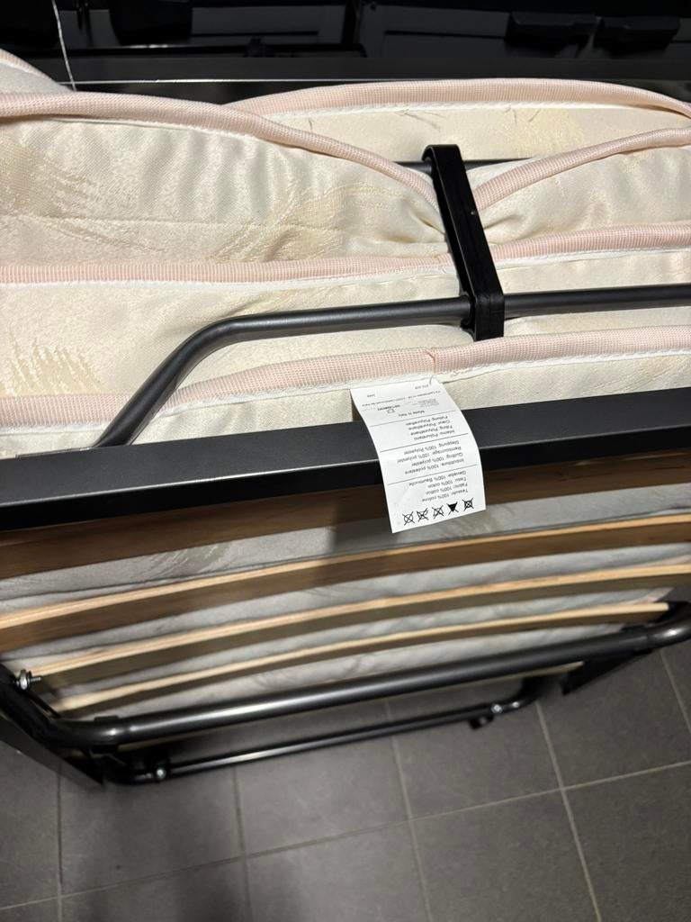 Lit pliable, Enlèvement, Comme neuf