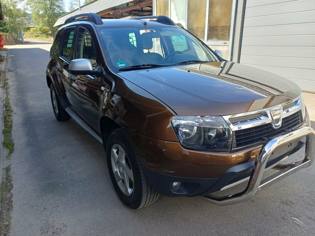Dacia duster prestige 4x4 dci, Lederen bekleding, Zwart, 4 cilinders, Leder