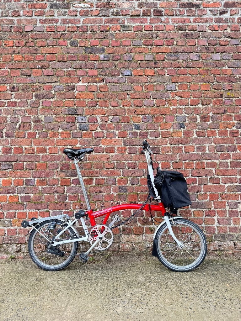 BROMPTON 6 versnellingen | met tas en bagagedrager, Ophalen, Gebruikt, Brompton, Velgrem