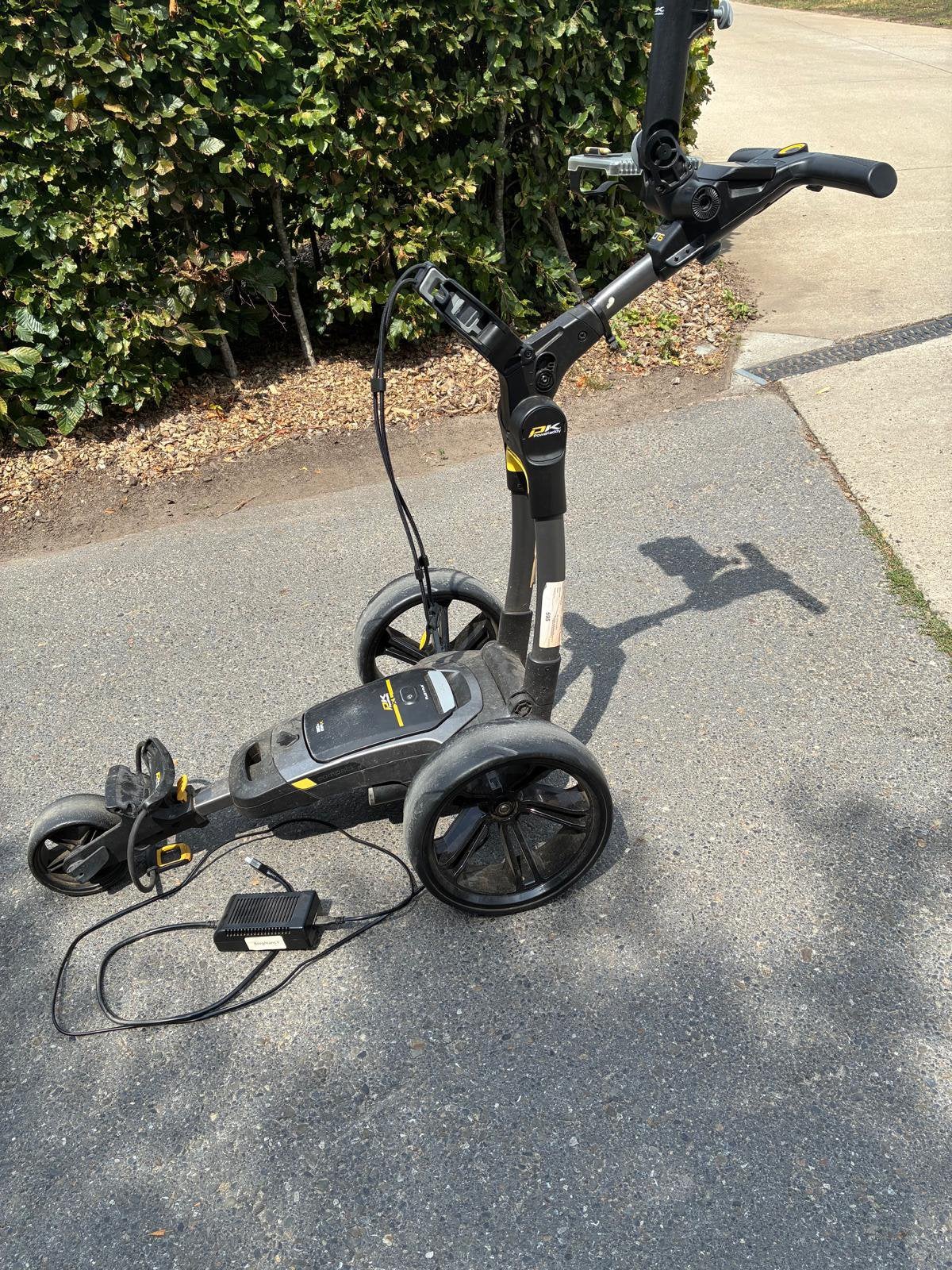 Electische golfkar, Sport en Fitness, Golf, Ophalen, Gebruikt, Golfkar