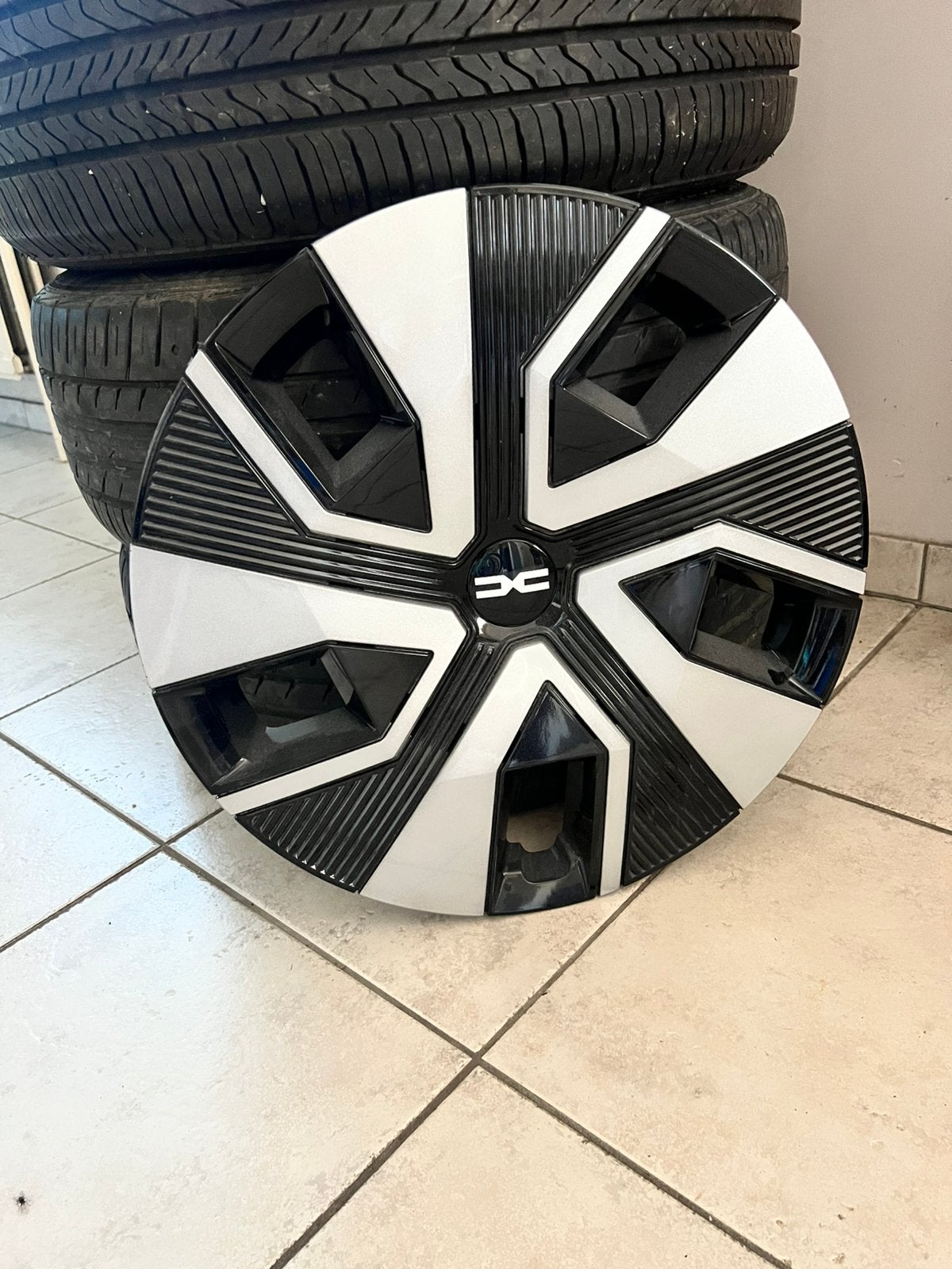 Origineel wieldeksel 16inch Dacia, Auto diversen, Wieldoppen, Ophalen, Zo goed als nieuw