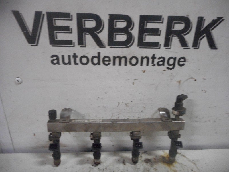 INJECTIEGALERIJ Opel Corsa D (01-2006/12-2014) (55562258), Gebruikt, Opel
