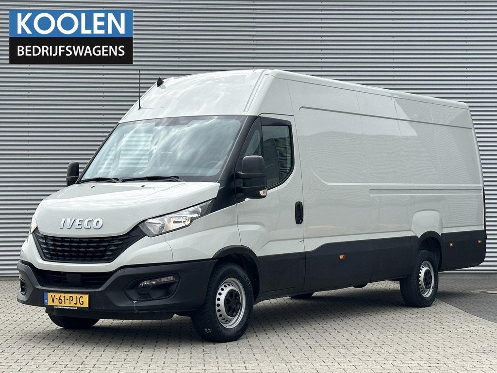 Iveco Daily 35S14V 2.3 410L L4H2 SUPER LANG, Auto's, Gebruikt, Iveco, 298 g/km, Wit