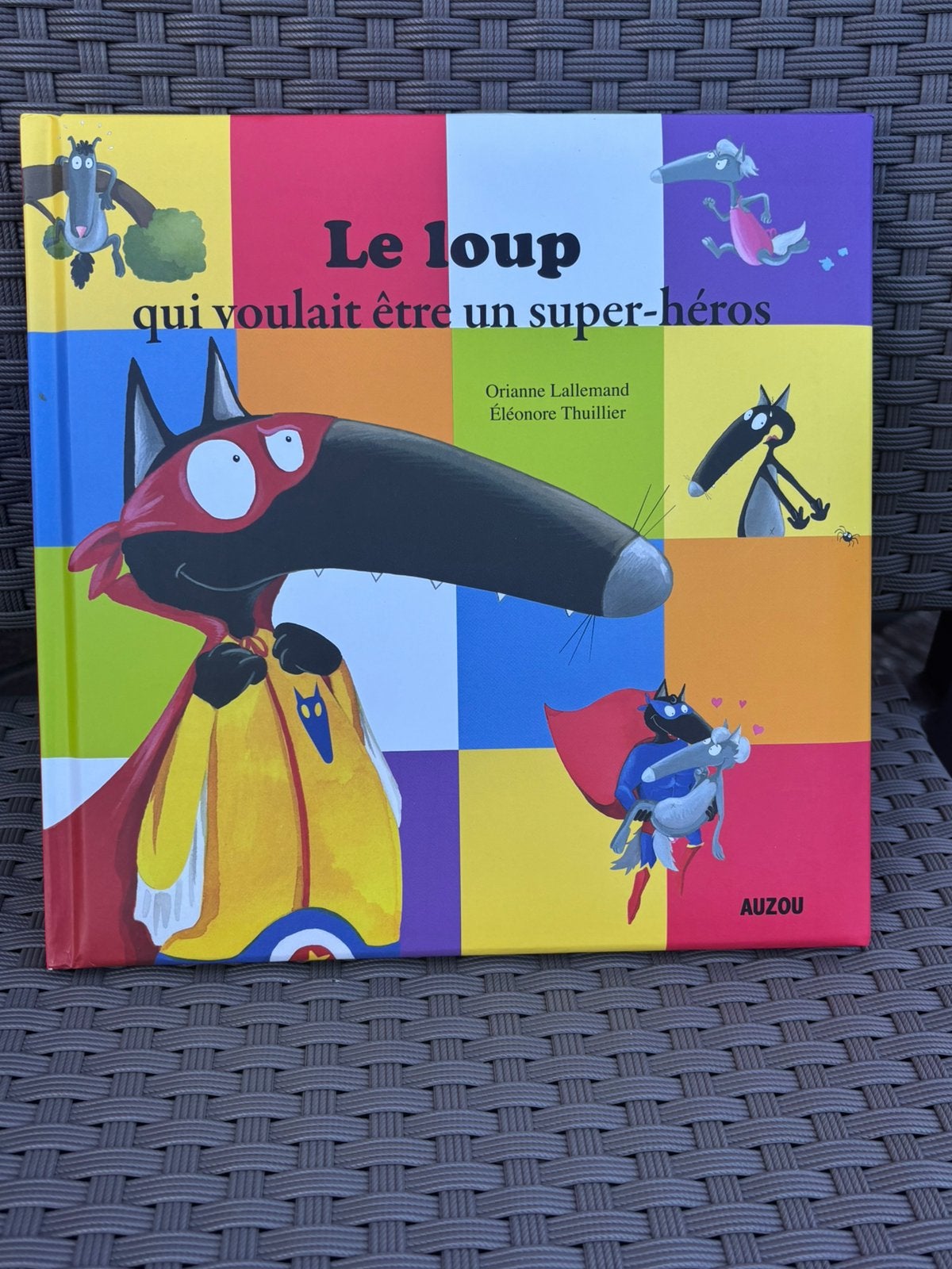 Le loup qui voulait être super-héros - Auzou, Livres, Enlèvement, Comme neuf