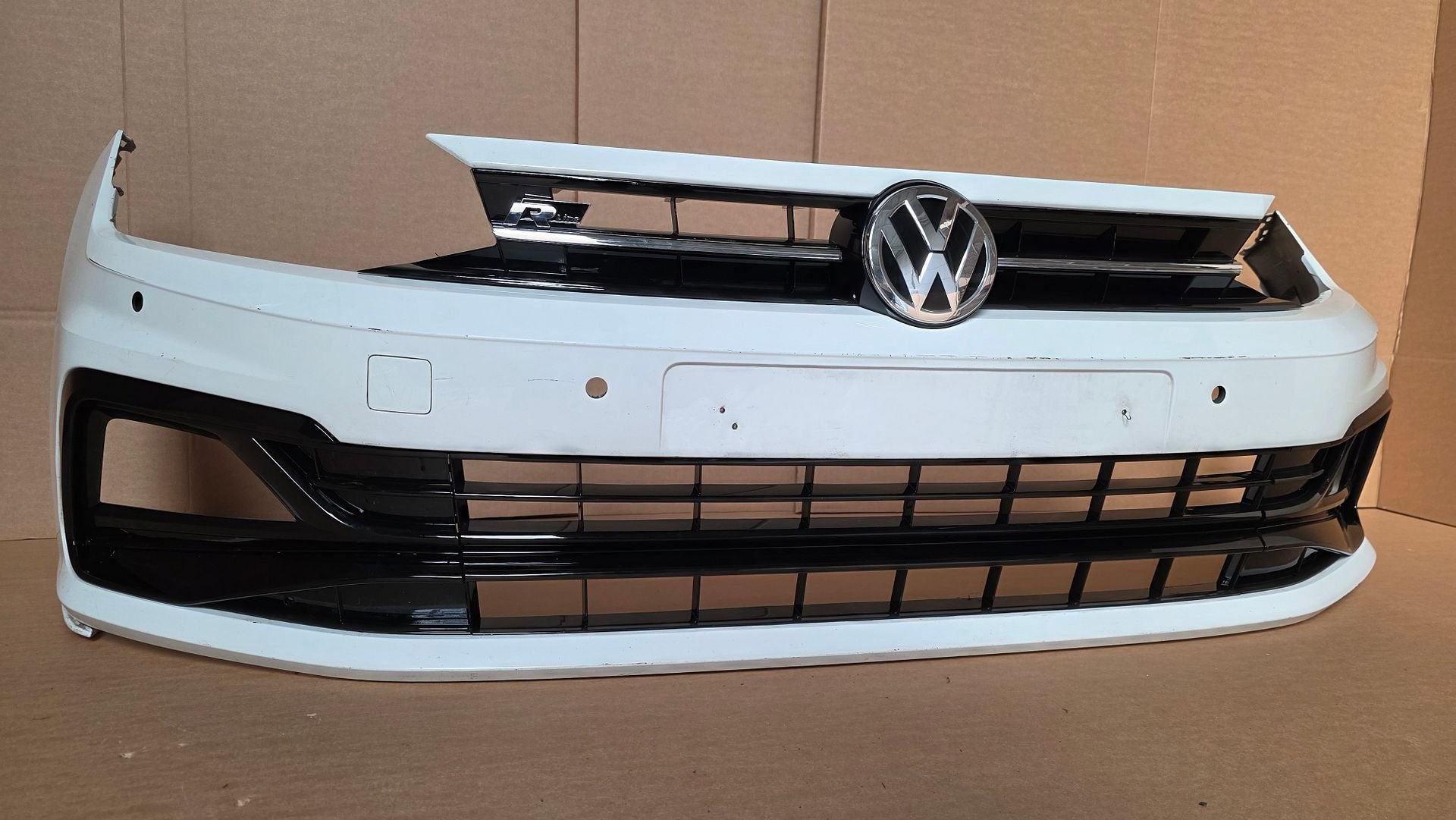 Voorbumper VW Polo 2G AW R-line bj.2018-2022 6xPDC RLINE, Gebruikt, -, Ophalen of Verzenden, Bumper