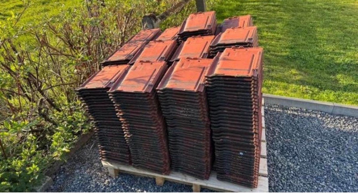 Dakpannen Wienerberger, Doe-het-zelf en Bouw, Ophalen, Zo goed als nieuw, Dakpannen