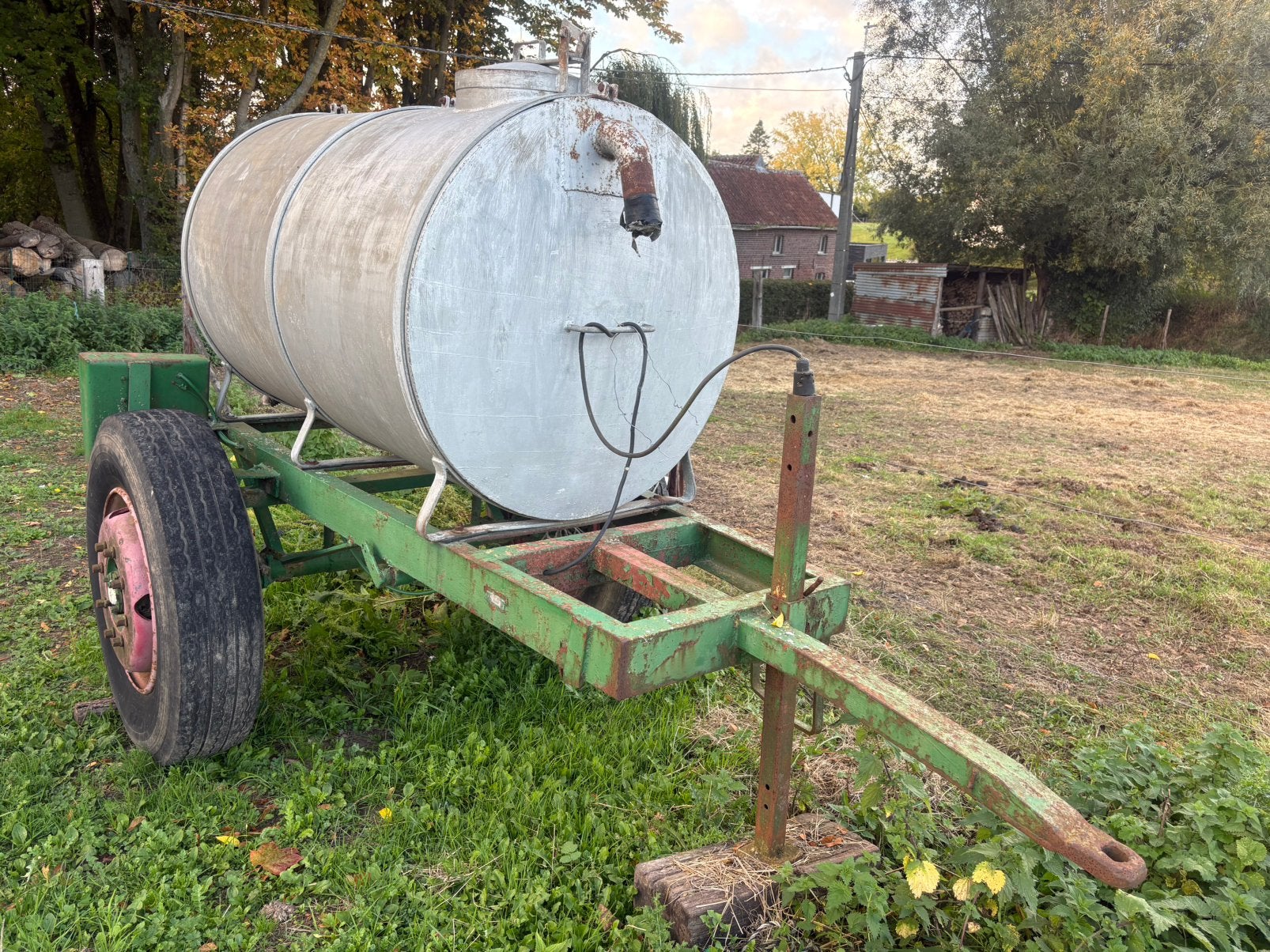 Watervat 1500L, Ophalen, Gebruikt