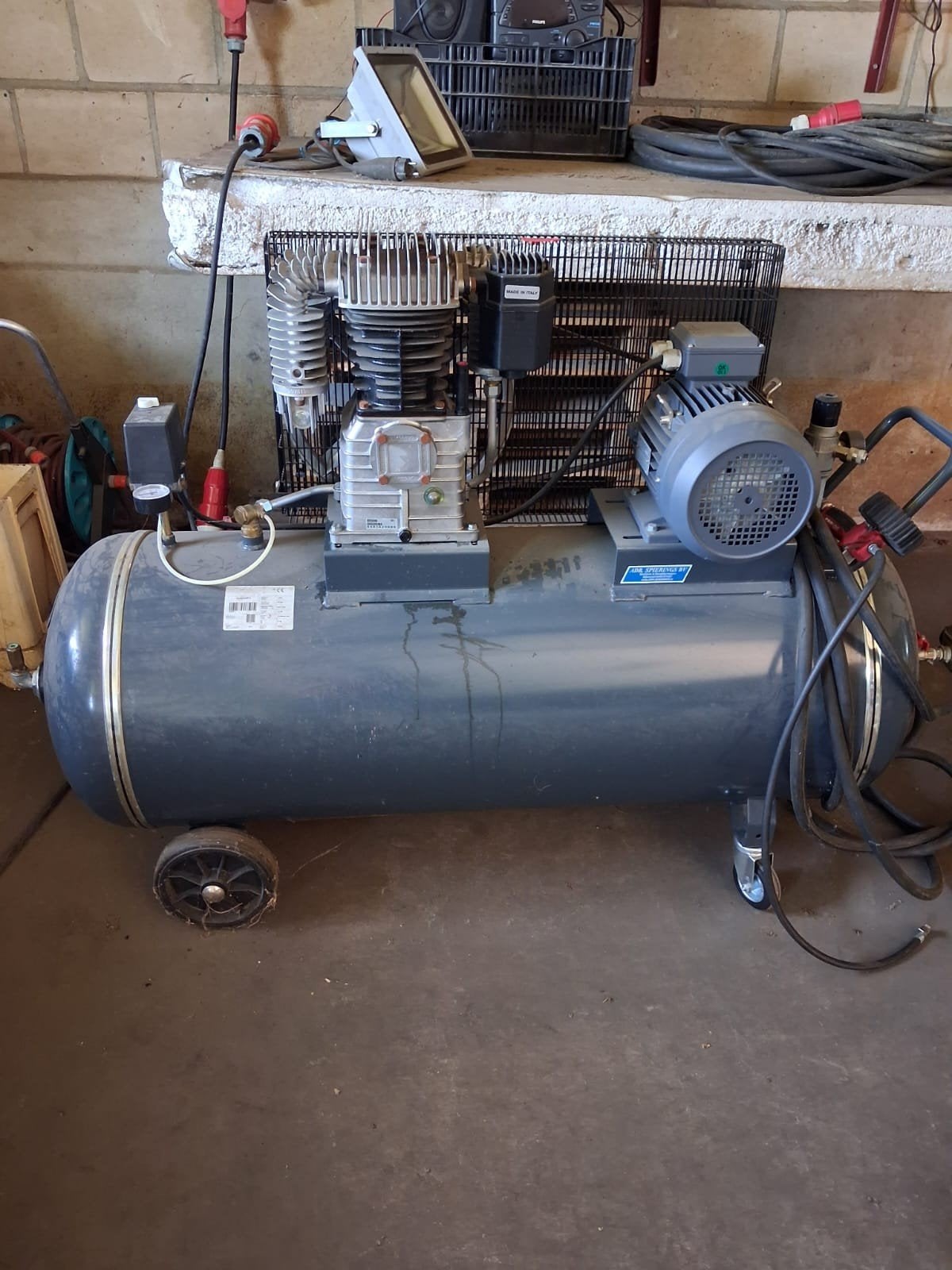 Zware compressor tot 15 bar, Ophalen
