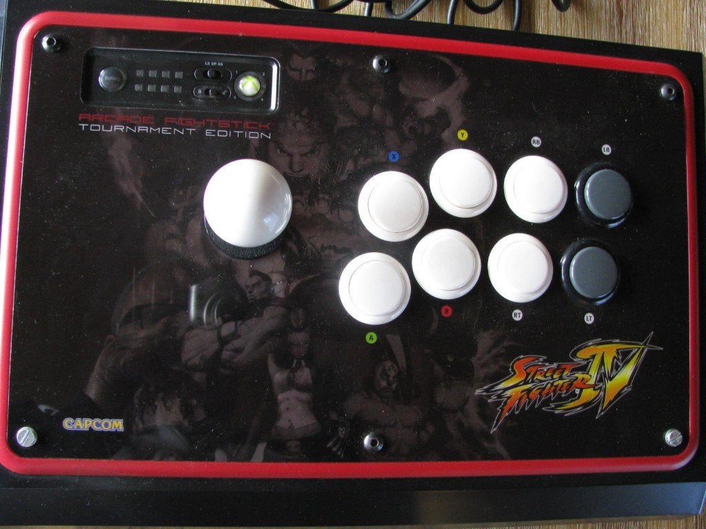 jeux mad catz street., Envoi, Utilisé