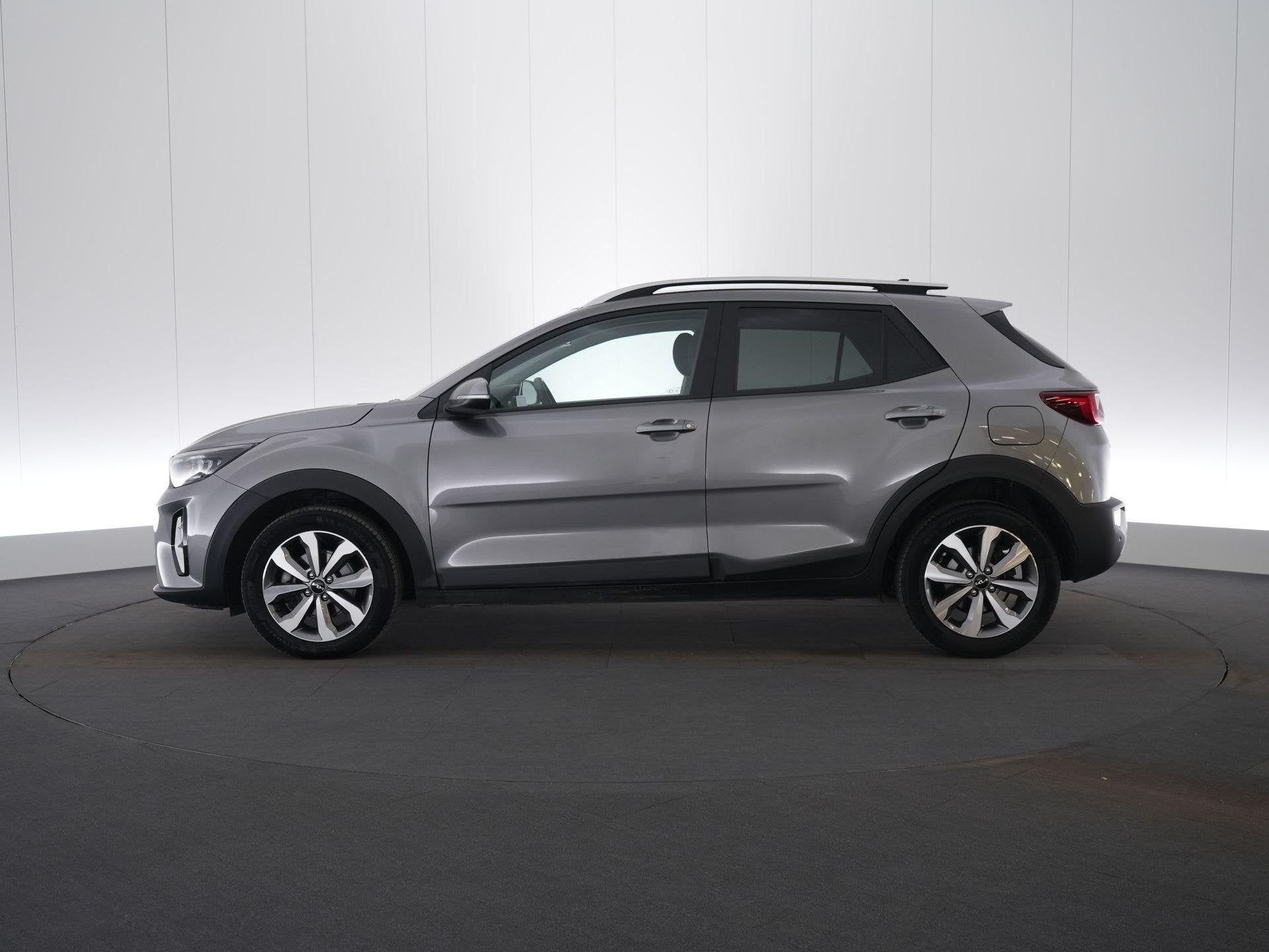 KIA Stonic 1.0 T 100 Style Edition DCT, Dealer onderhouden, Zwart, 127 g/km, Bedrijf