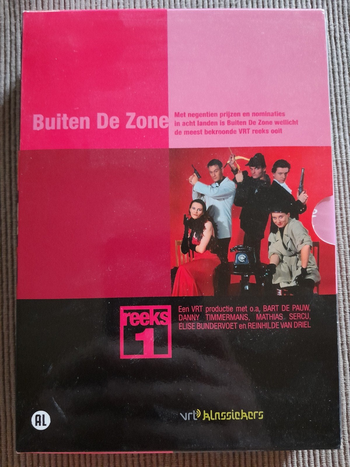 buiten de zone , reeks 1, Cd's en Dvd's, Seizoen 1, Alle leeftijden, Zo goed als nieuw, Komedie