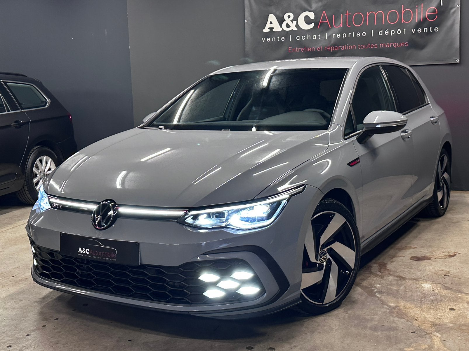 Vw Golf 8 GTI performance 245CH 2022 Dsg, Autos, Argent ou Gris, Achat, Euro 6, Entreprise