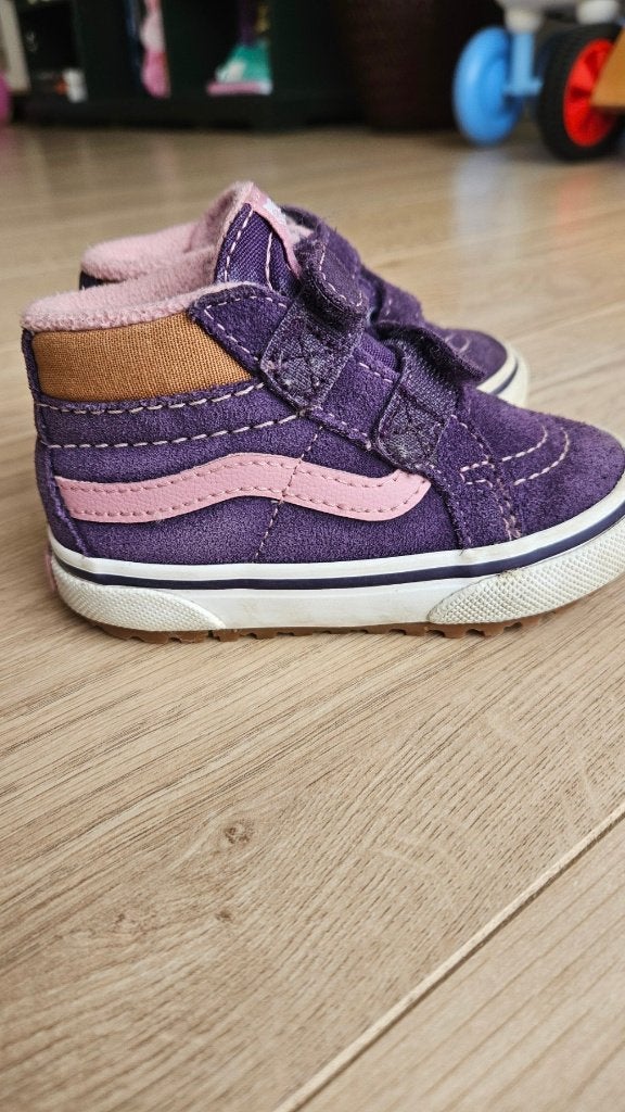 baskets hautes Vans, Enlèvement