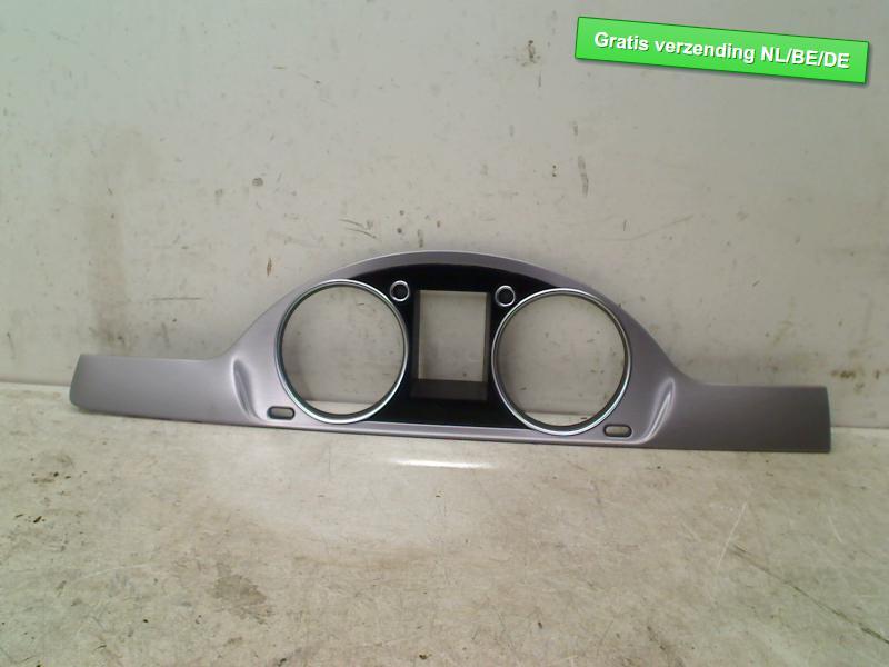 SIERLIJST KILOMETERTELLER Volkswagen CC (358) (3AB858366G), Gebruikt, De Bloemendaal 21 21
5221 EB  'S HERTOGENBOSCH, NL, Info@123Parts.nl