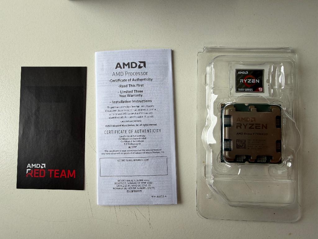 CPU AMD 7950X3D Ryzen 9, Computers en Software, Processors, Ophalen, Zo goed als nieuw, AMD Ryzen 9, 16-core