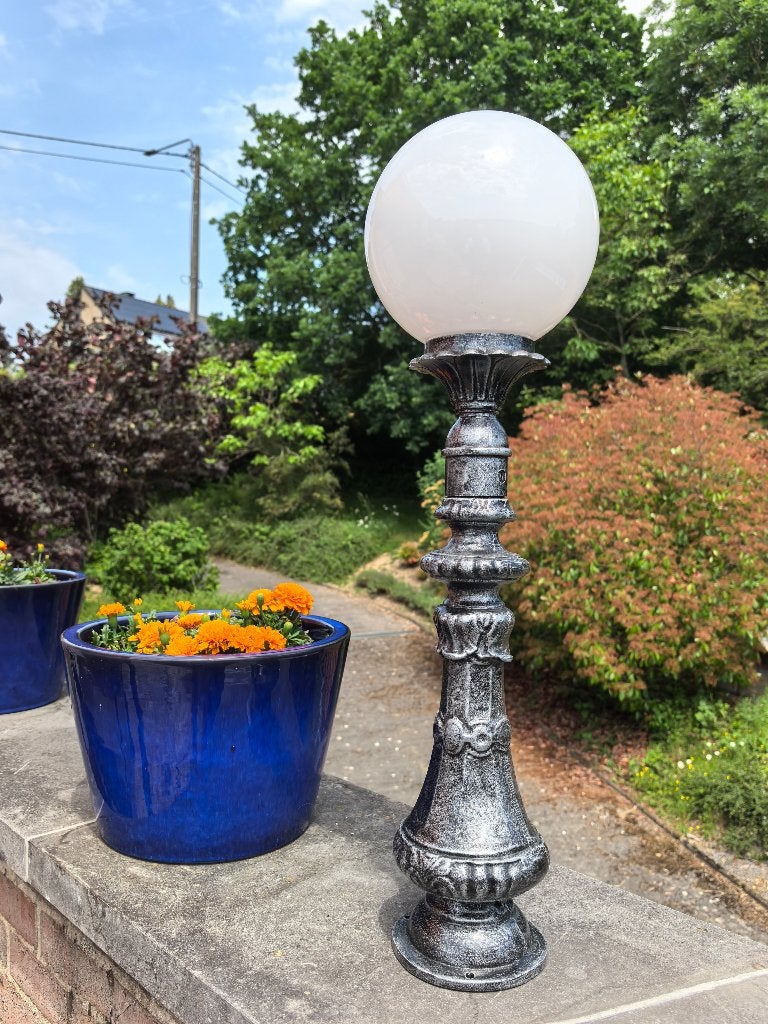lampe d'extérieur neuve - métal & boule décorative, Tuin en Terras, Ophalen, Nieuw, IJzer, Vloerlamp