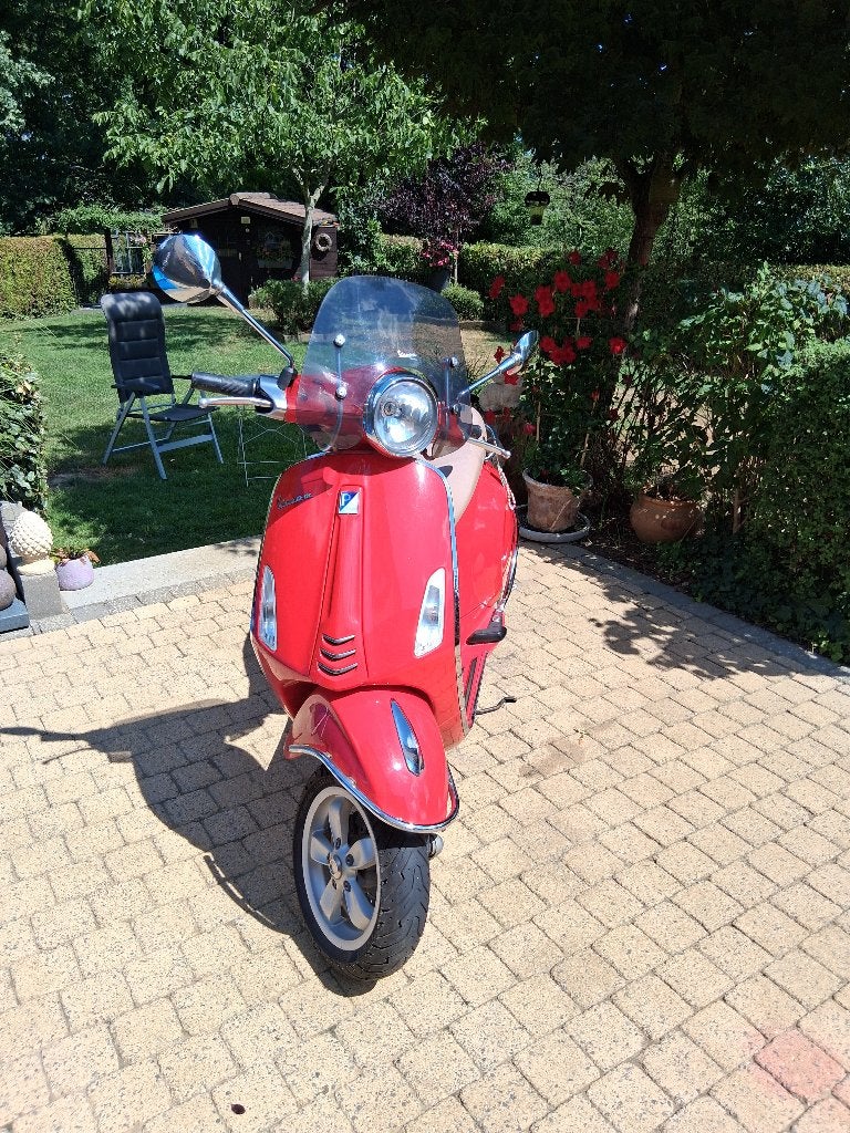 Vespa Primavera 50 cc, Fietsen en Brommers, Scooters | Vespa, Ophalen, Tweetakt, Overige modellen, 50 cc