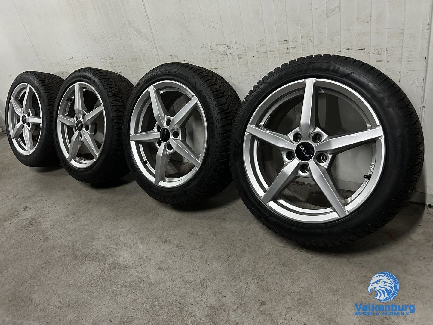 8-9mm! VAG VW Golf Caddy Audi A3 Leon 17 inch velgen 5x112 w, Auto-onderdelen, Gebruikt, -, -, Banden en Velgen
