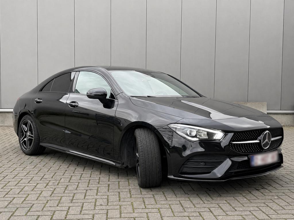 Mercedes benz cla 180d Amg line, Auto's, Automaat, CLA, Euro 6, Zwart