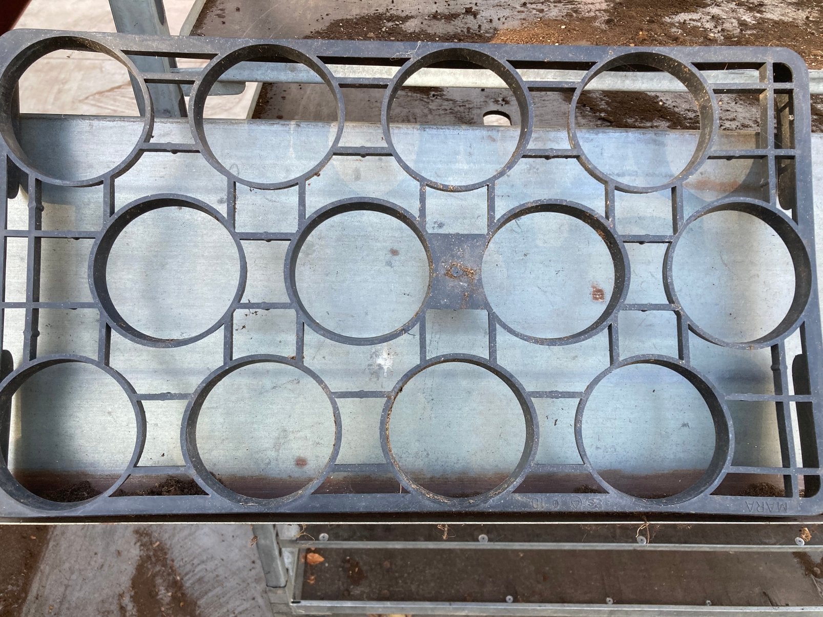 Te koop mara tray’s 12 gaten, Ophalen, Gebruikt