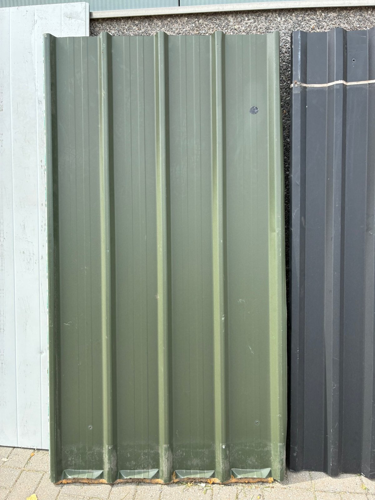 Restpartijen korte sandwichpanelen dak 4/6 cm isolatie, Doe-het-zelf en Bouw, Platen en Panelen, Gebruikt, Overige materialen