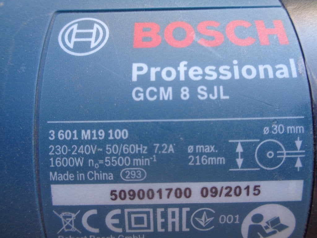 Bosch afkortzaagmachine, Bricolage & Construction, 600 à 1200 watts, Scie à onglet, Bosch Professional, Enlèvement