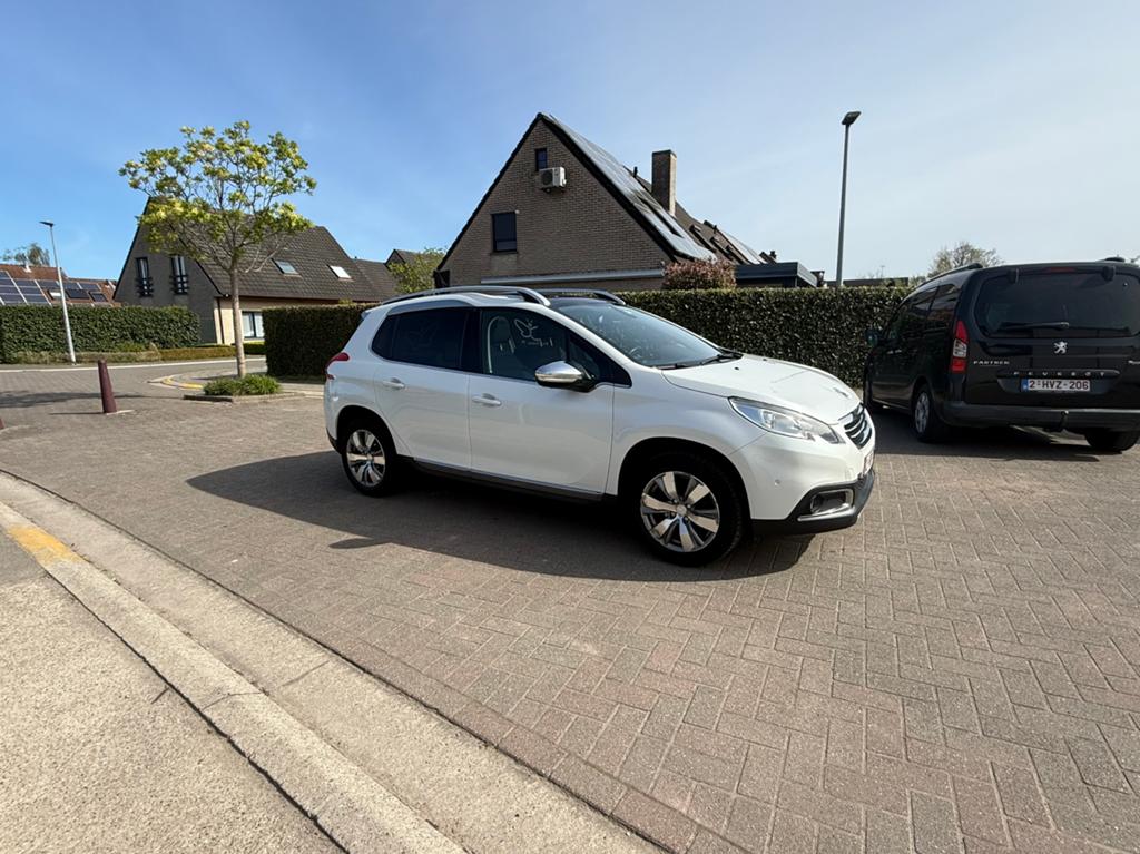 Peugeot 2008. 1.2 2014 COMPLET, Autos, Peugeot, Euro 5, Achat, Entreprise, Essence