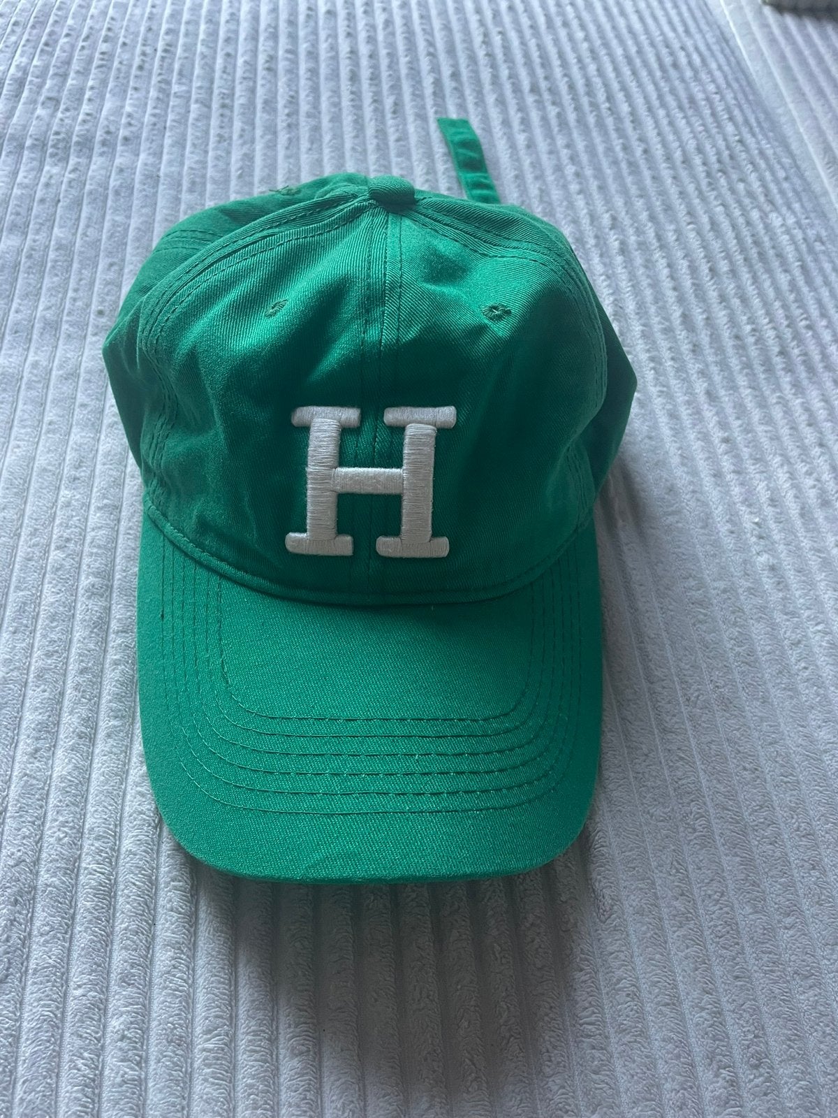 Casquette verte avec lettre H blanche brodée, Vêtements | Hommes, Enlèvement ou Envoi, Porté, One size fits all, Casquette
