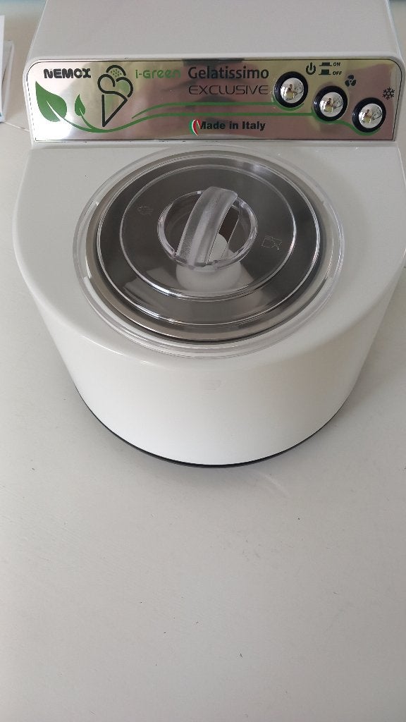 Nemox ijsmachine Gelatissimo Exclusive wit 1,7l, Elektronische apparatuur, IJsmachines, Ophalen, Zo goed als nieuw, Zelfvriezend