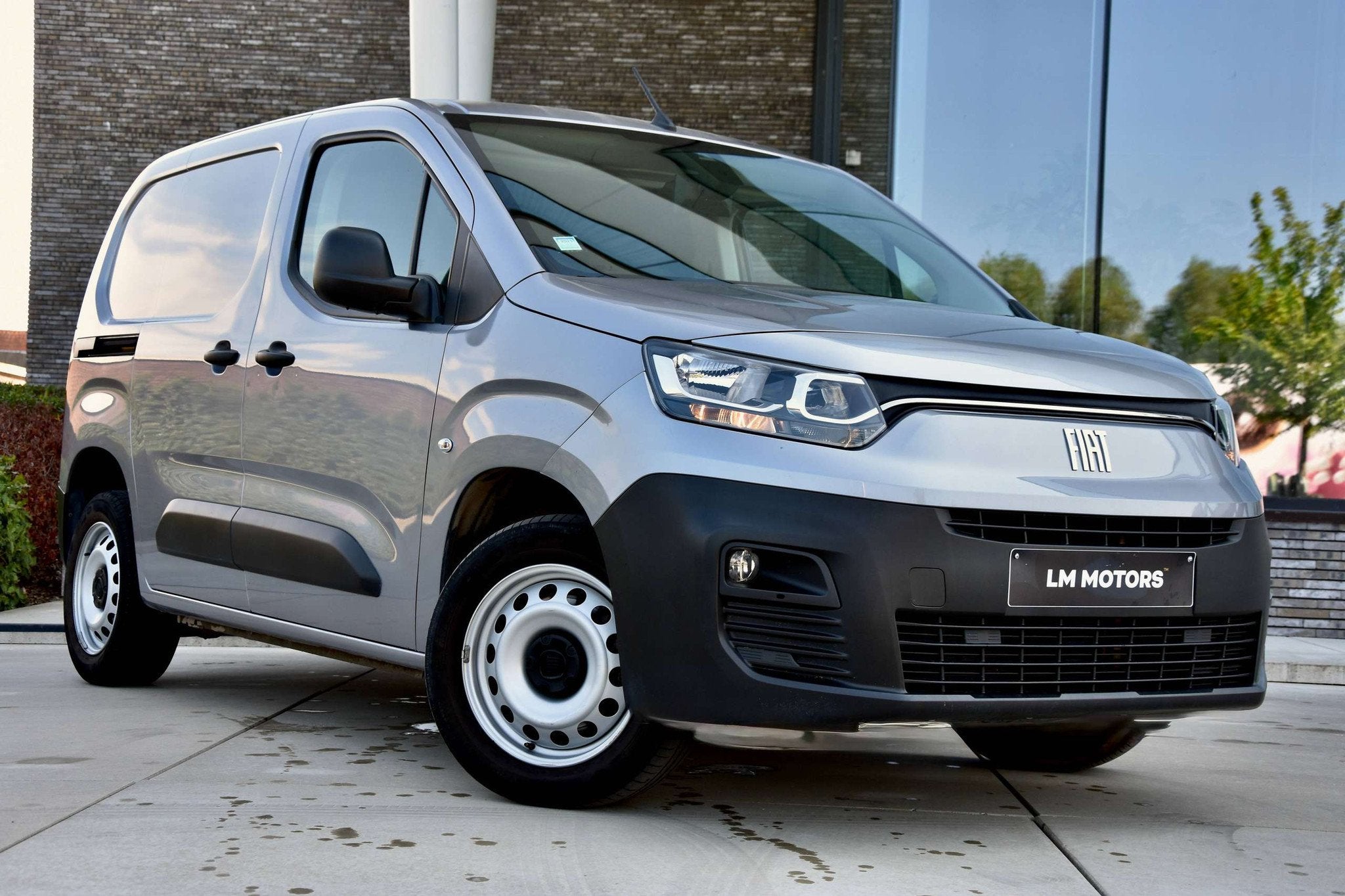 Fiat Doblò 1.5 BLUE HDI *AUTOMAAT* BTW AFTREKBAAR * 40 000K, Autos, Argent ou Gris, Achat, Entreprise, 2 places