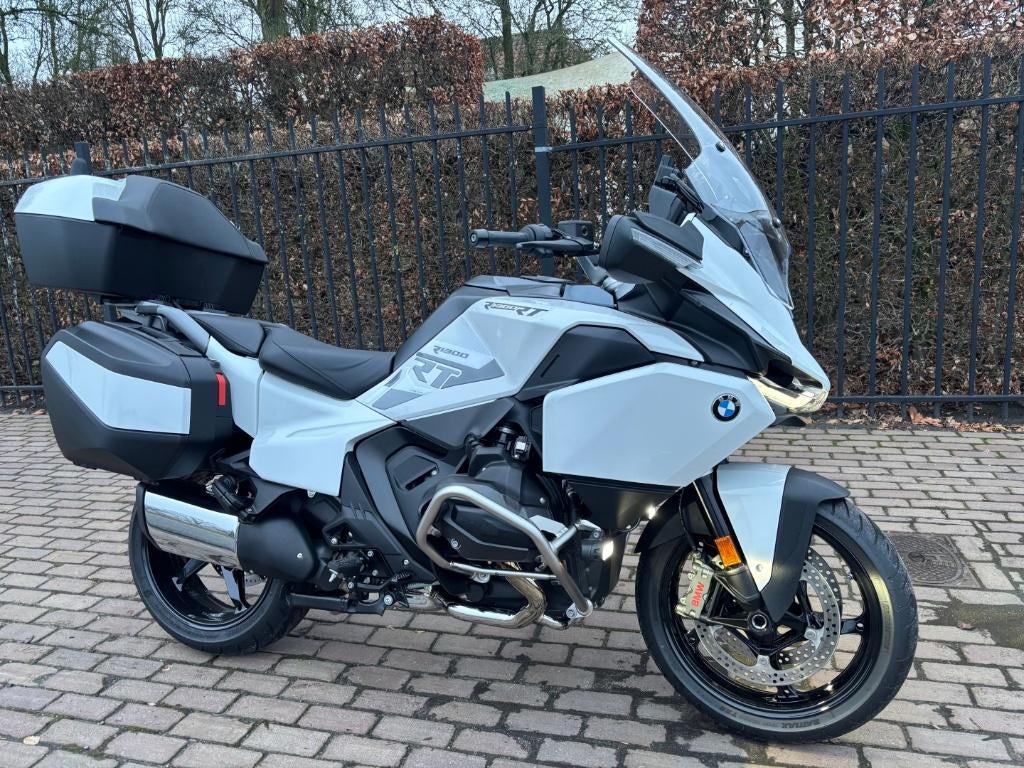 Bmw R 1300 RT, Motoren, 2 cilinders, Nieuw, Motorrijbewijs A, Bedrijf