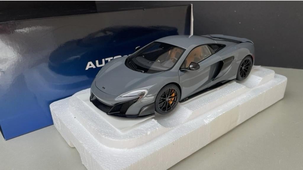 Mclaren 675LT Gris Chicane Autoart 1/18 Neuve, Enlèvement ou Envoi, Neuf, Voiture, Autoart