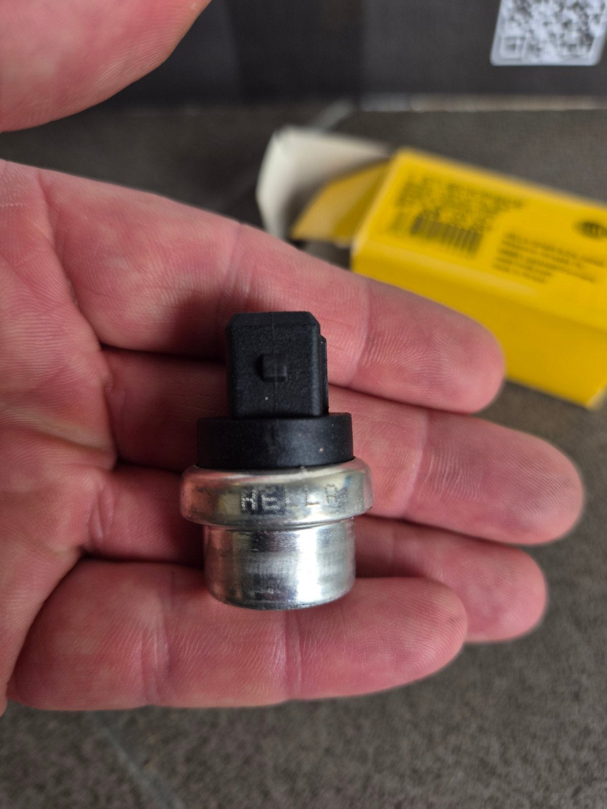 koelsensor Vw golf 2 nieuw ( Hella), Ophalen of Verzenden