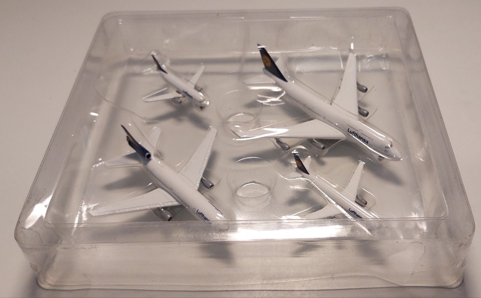 Mini-modèles en métal LUFTHANSA Modell Edition 4 1/500., Neuf, Autres marques, Enlèvement ou Envoi, 1:200 ou moins