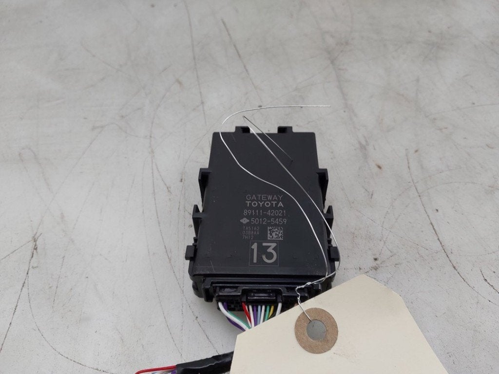 GATEWAY MODULE Toyota RAV4 (A4) (|8911142021|), Auto-onderdelen, Gebruikt, Kundenbetreuung@toyota.de, Toyota, Toyota-Allee 2
50858  Köln, DE