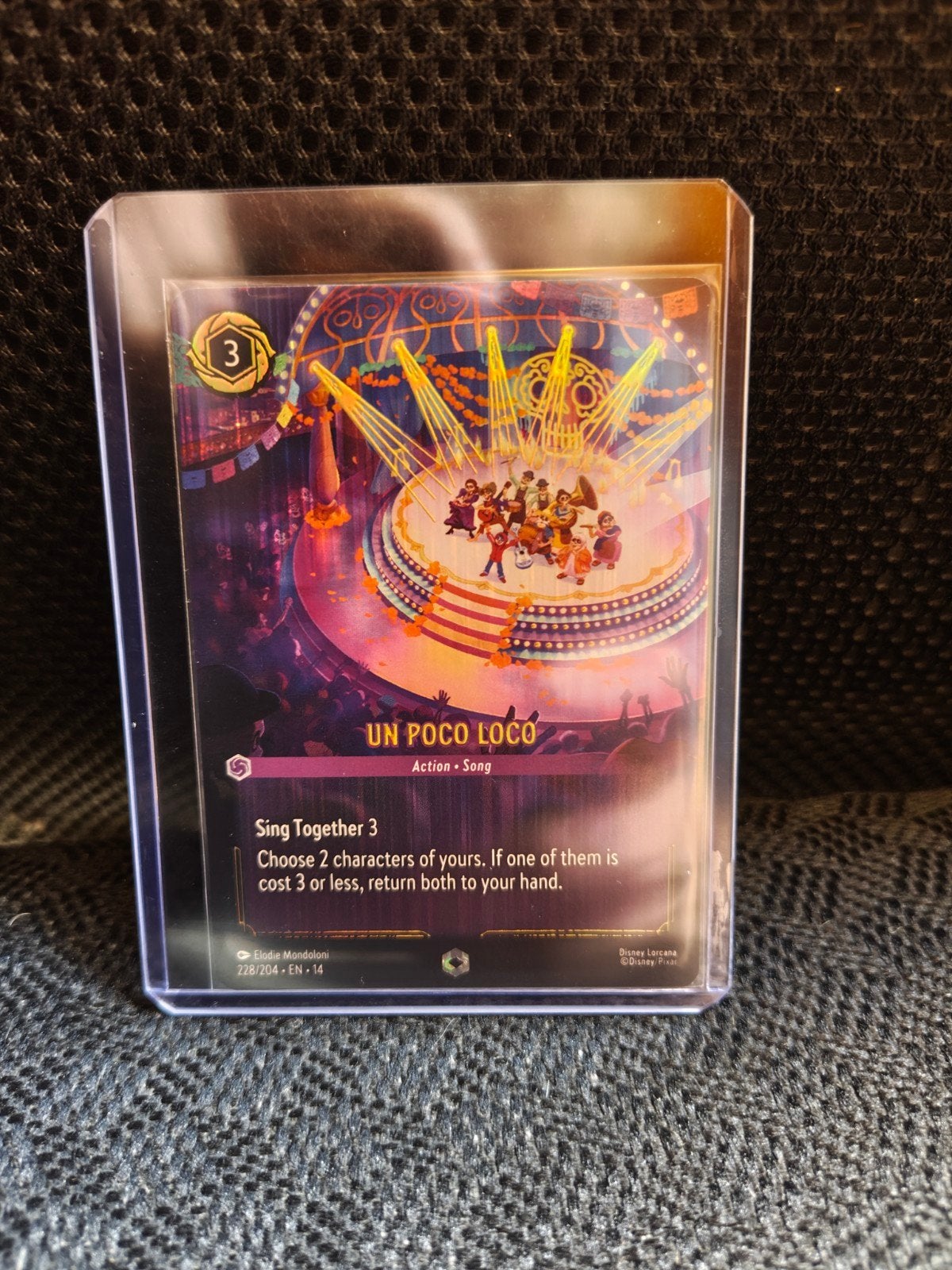 Disney Lorcana TCG: Un Poco Loco Enchanted, Ophalen of Verzenden, Nieuw, Losse kaart, Foil