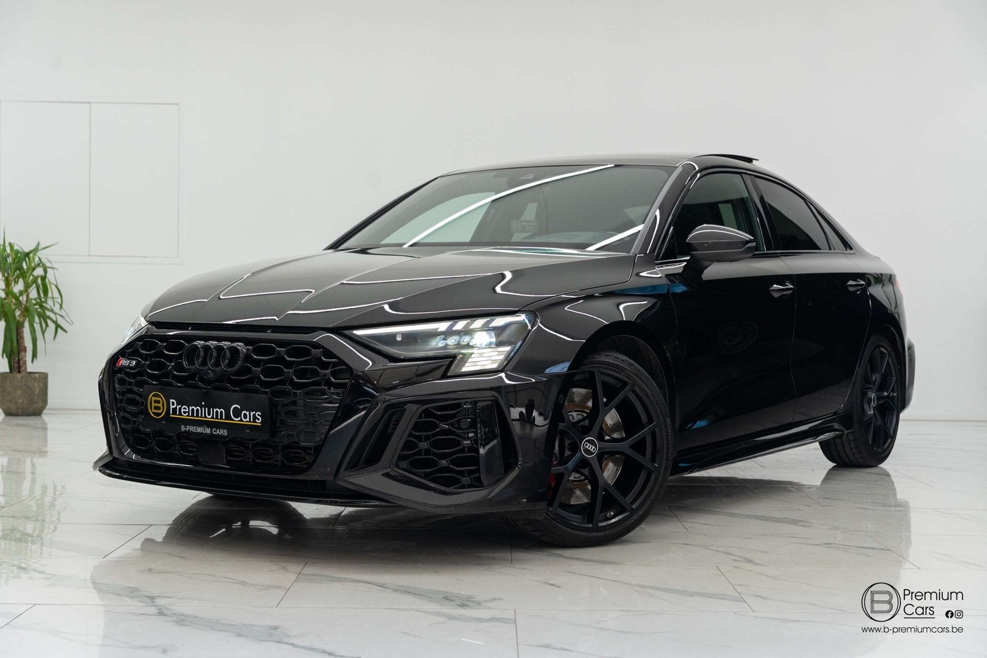 Audi RS3 Quattro Facelift! B&O, open dak! Sfeer! Garantie!, Auto's, Audi, Bedrijf, Te koop, RS3, ABS, Achteruitrijcamera, Adaptieve lichten